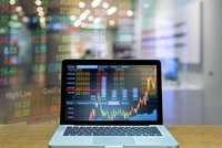 Nhận định thị trường phiên giao dịch chứng khoán ngày 22/1: Tiếp tục tận dụng các nhịp điều chỉnh để nâng tỷ trọng